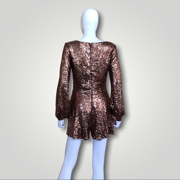 Line & Dot Metallic SequinLong Sleeve V-Neck Romper - Picture 2 of 4